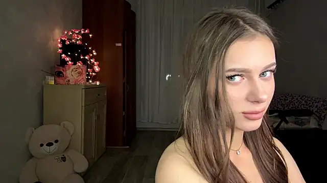 חדר צ'אט בשידור חי של StephaniCute