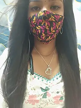Tamil_Charu_: онлайн-чат