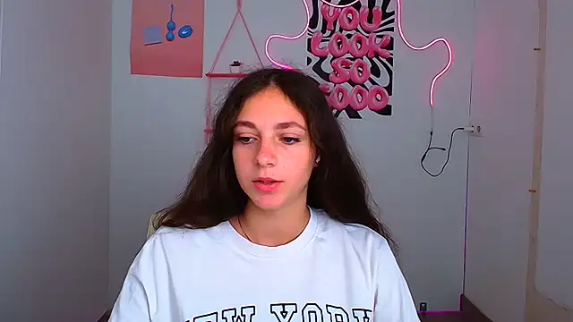 KissMeJulia live-chat rom