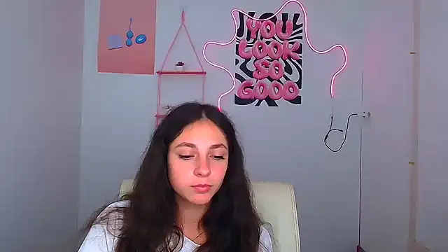 KissMeJulia Adlı Modelin Canlı Sohbet Odası