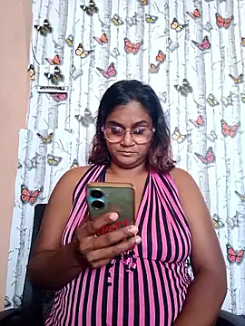 Živá chatovací místnost indianstrawberrylips4u