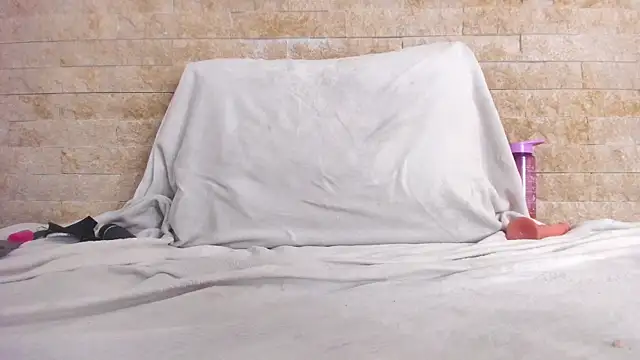 Živá chatovací místnost bella_novoa