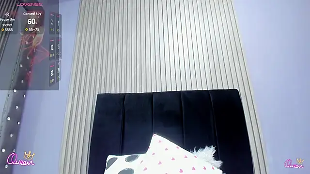Camila_Tits' Live Chat Room