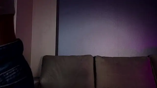 AaronTharrington Live Chatraum