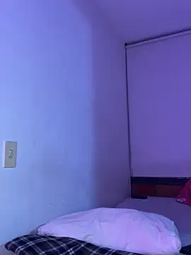 megan_sol Adlı Modelin Canlı Sohbet Odası