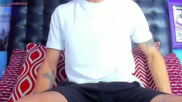 Živá chatovací místnost SharonTygaX