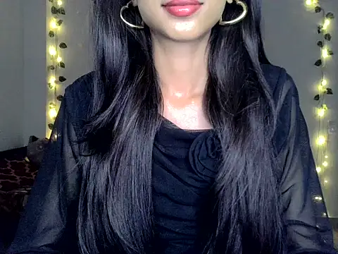 غرفة دردشة SIKSHA_SINGH المباشرة