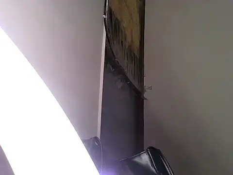 SIKSHA_SINGH Ruang Obrolan Langsung