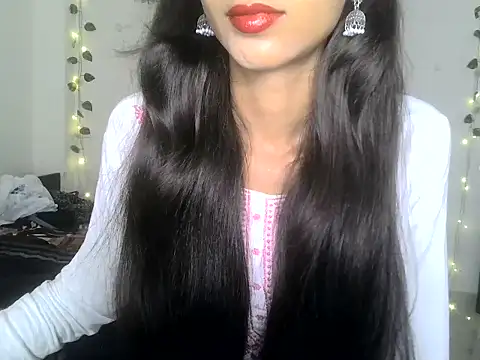 Živá kamerová sex show SIKSHA_SINGH