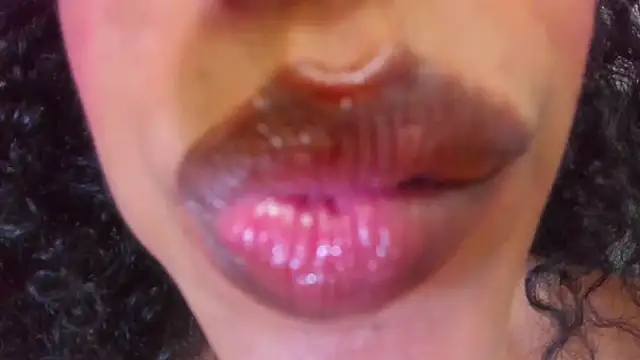 Živá chatovací místnost Evaalux