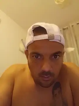 Živá chatovací místnost morenitoymorena