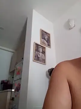 morenitoymorena's Live Chat Room