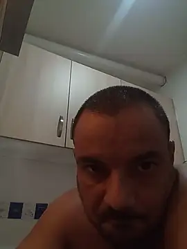 חדר צ'אט בשידור חי של morenitoymorena