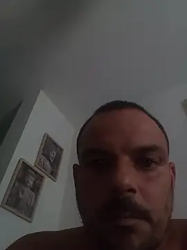 morenitoymorena's Live Chat Room