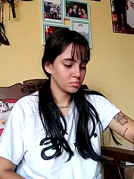 sara_cute_so's Live Chat Room