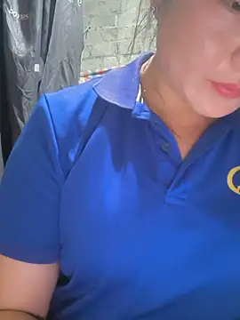 MayEva_ly Adlı Modelin Canlı Sohbet Odası