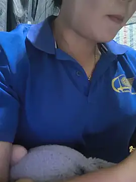 MayEva_ly Adlı Modelin Canlı Sohbet Odası