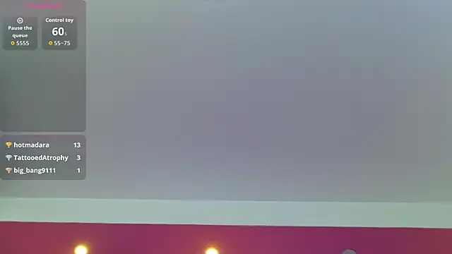 curvybuffgirllll Cameră chat live