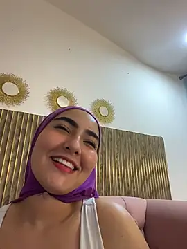 Malika_Noor Cameră chat live