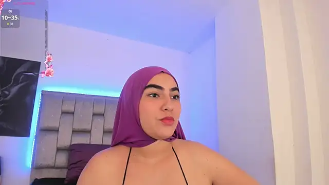 Živá chatovací místnost Malika_Noor