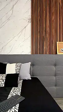 Phòng Chat Trực Tiếp Amara_Velvet_