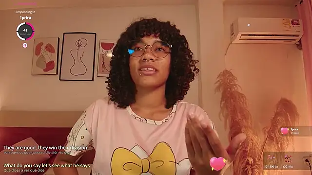Meganlux1's Live Chat Room
