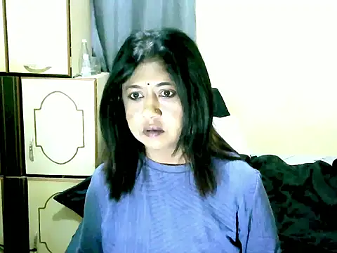 IndianPleasures21 Live Chatraum