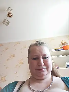 KiraStanton Live Chatrum
