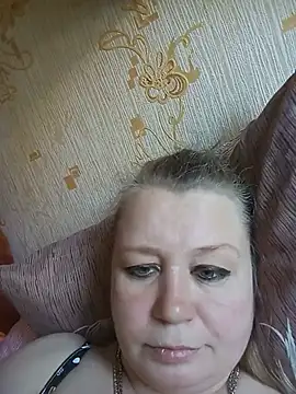 KiraStanton Live chatroom