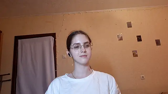Katelemon's Live Chat Room