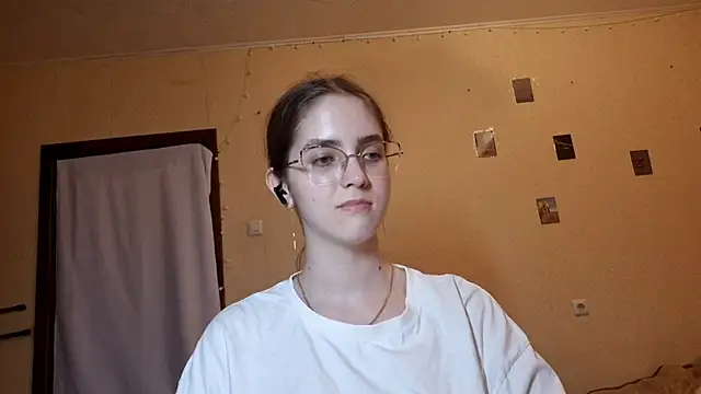Katelemon's Live Chat Room