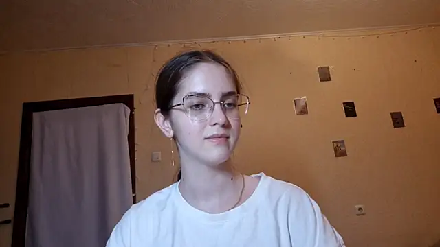 Živá chatovací místnost Katelemon