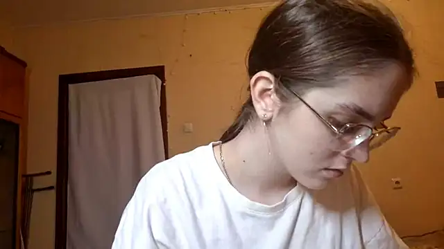 Katelemon's Live Chat Room
