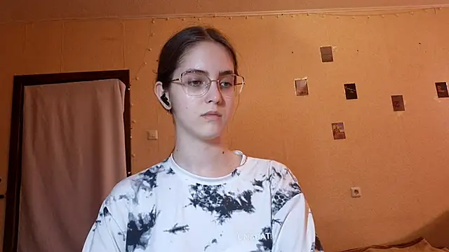 Katelemon's Live Chat Room