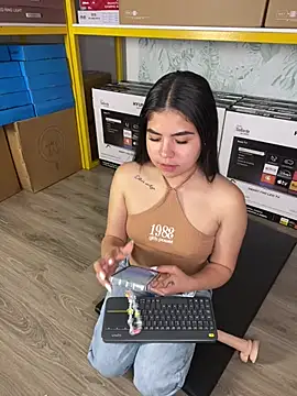 Ambarina_ live-chat rom