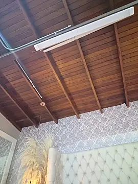 Allice_Evens Adlı Modelin Canlı Sohbet Odası