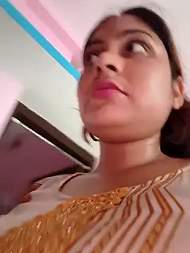 غرفة دردشة Aanushaka المباشرة