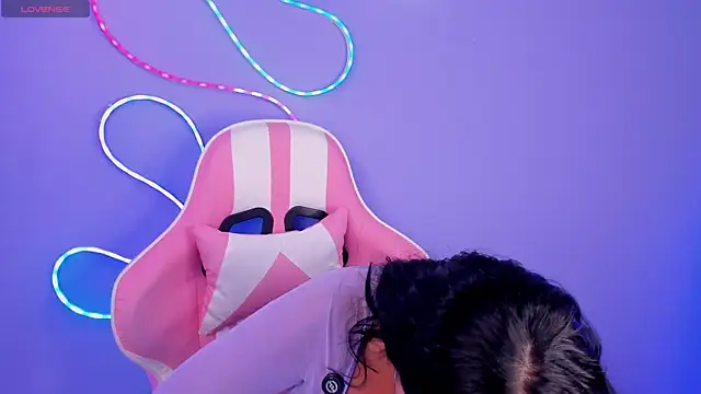 Sala de chat ao vivo de NinaAngel6