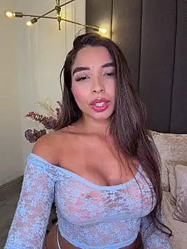 AnnyVega__ Adlı Modelin Canlı Sohbet Odası