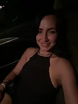 غرفة دردشة Olivia_Millerrss المباشرة