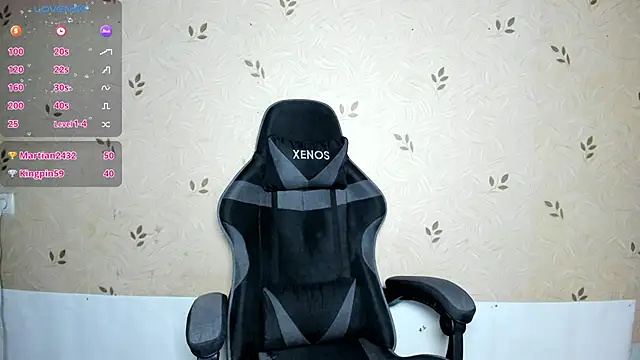 NicoleDaviss 실시간 채팅방