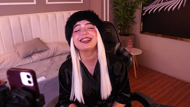 Онлайн чат mekari_fox