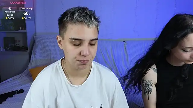 LuxuryLoverss' Live Sex Cam Show