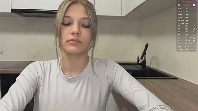 Živá chatovací místnost Carolini_i