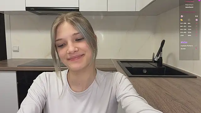 Carolini_i – live chatrum