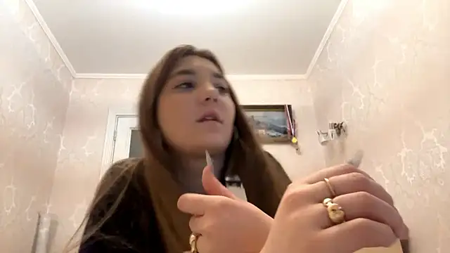 JanineThielman чат на живо