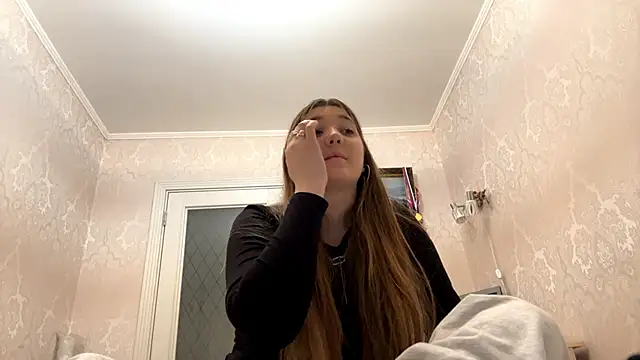 JanineThielman's Live Chat Room