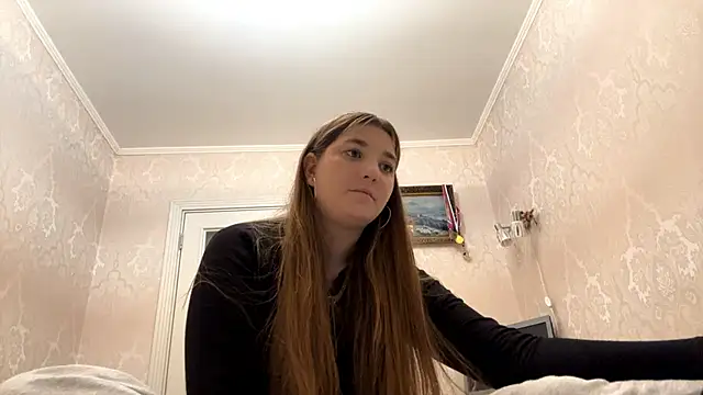 JanineThielman Adlı Modelin Canlı Sohbet Odası