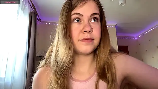 Amy_Maev Live Chatraum