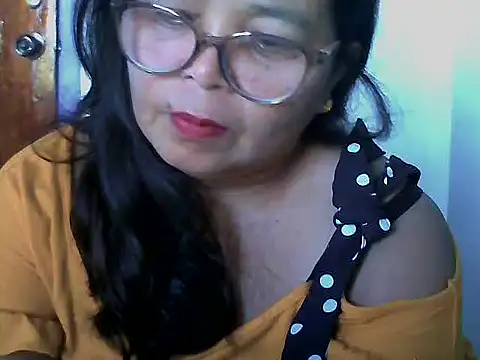 Flowerblossom123's Live Chat Room